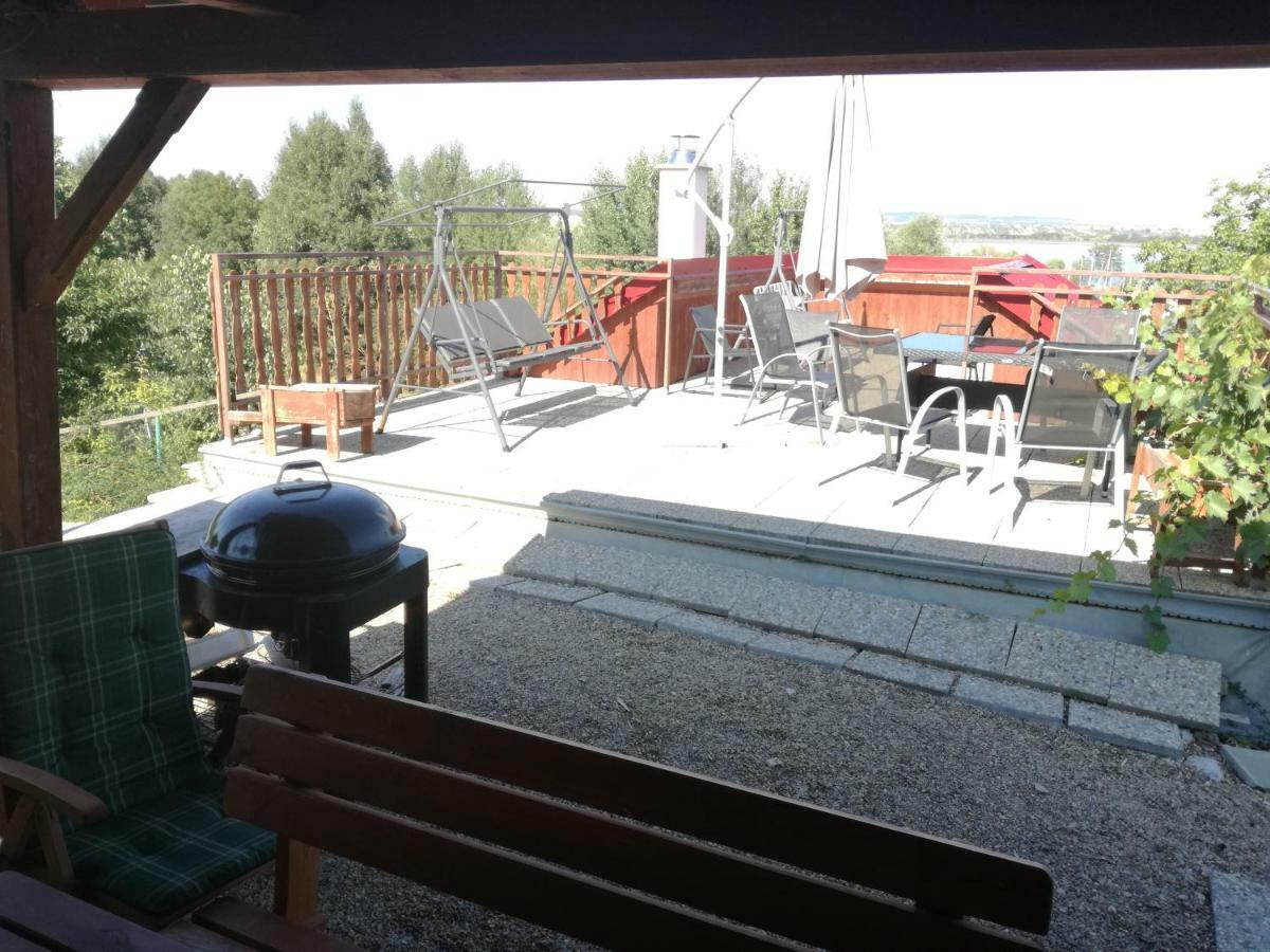 Penzion Nad jezerem Pavlov Exterior foto