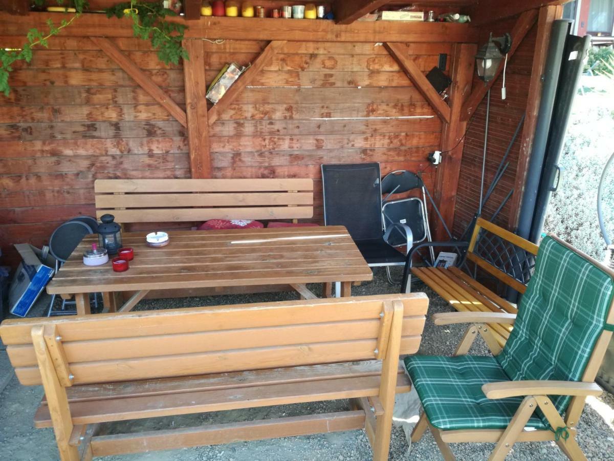 Penzion Nad jezerem Pavlov Exterior foto